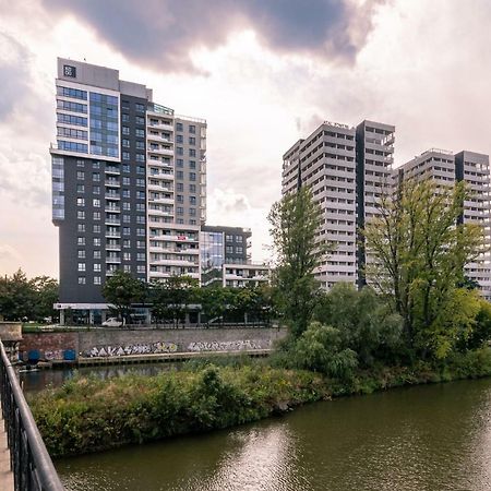 Apartament Odratower Wrocław Exteriör bild