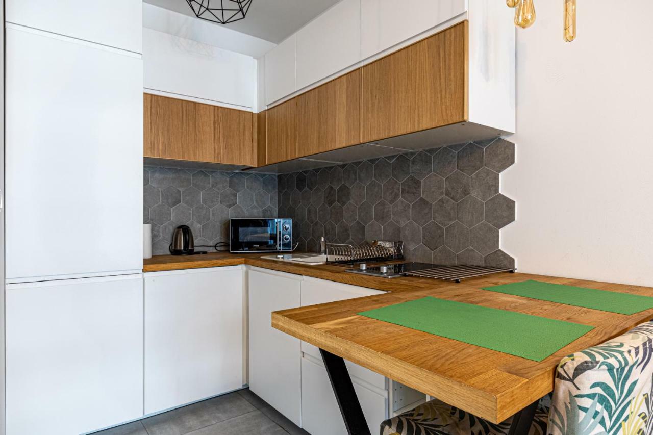 Apartament Odratower Wrocław Exteriör bild