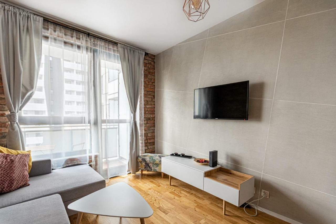 Apartament Odratower Wrocław Exteriör bild