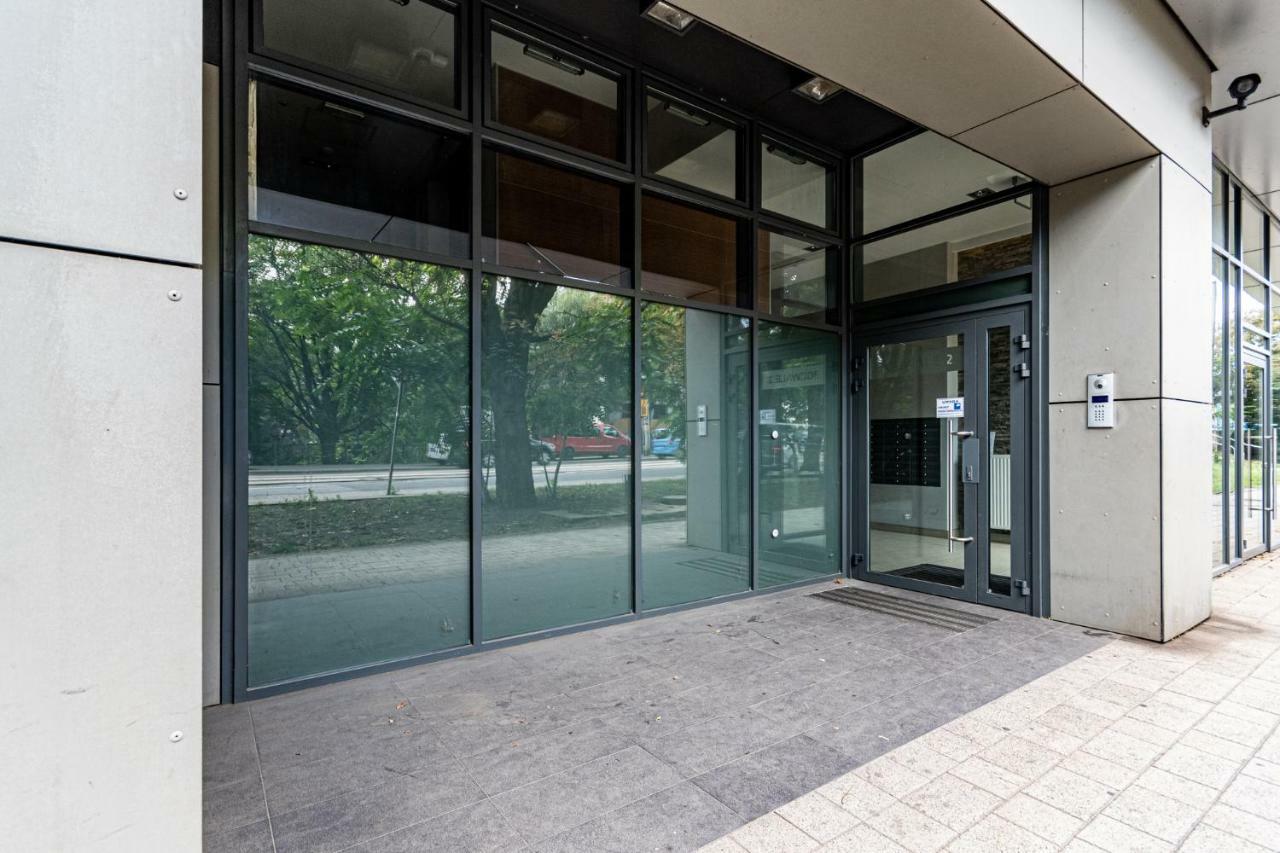 Apartament Odratower Wrocław Exteriör bild